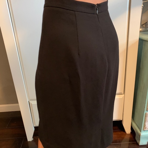 Bottega Veneta Black Midi Pencil Skirt - Picture 2 of 6